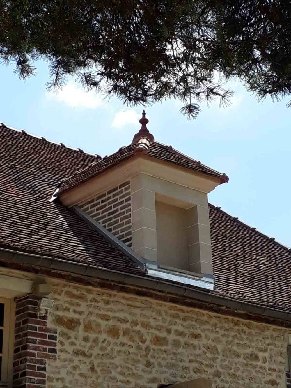 Lucarne - Chessy les près